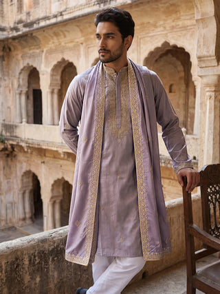Men’s Traditional Thread Embroidered Kurta Set & Dupatta