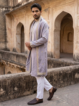 Men’s Traditional Thread Embroidered Kurta Set & Dupatta