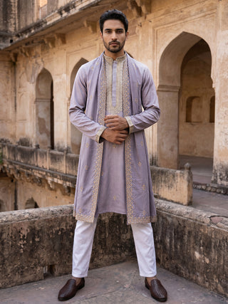 Men’s Traditional Thread Embroidered Kurta Set & Dupatta