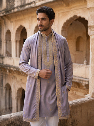 Men’s Traditional Thread Embroidered Kurta Set & Dupatta
