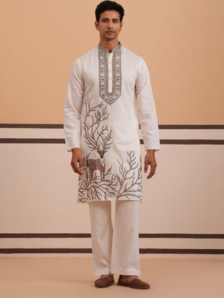 Men Ethnic Embroidered Kurta Set