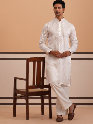 Men's Geometric Embroidered Kurta Set