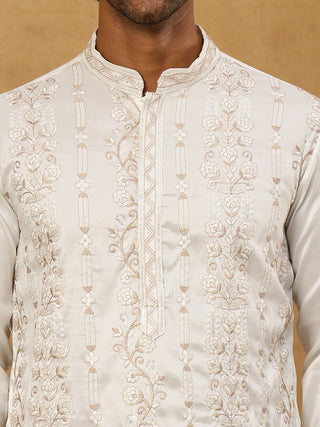 Men Silk Blend Embroidered Kurta Pyjama