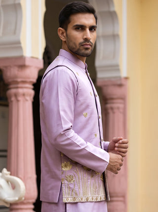 Men Silk Blend Embroidered Nehru Jacket