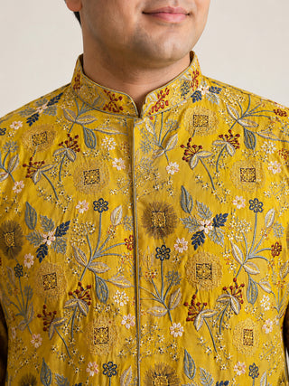 Embroidered Kurta For Men