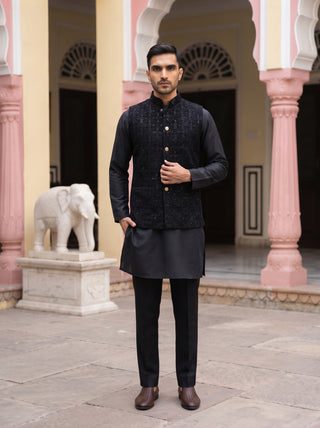 Men Embroidered Velvet Nehru Jacket Kurta Pyjama Set