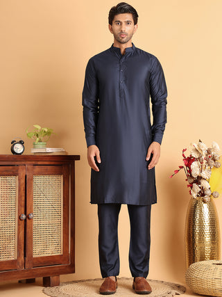 Men's Embroidered & Velvet Nehru Jacket With Solid Kurta Pyjama