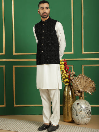 Men's Velvet Nehru Jacket With Solid Kurta Pyjama