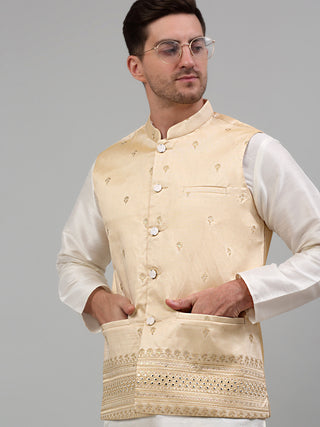 Men's Embroidered Nehru Jacket With Solid Kurta Pyjama Set.