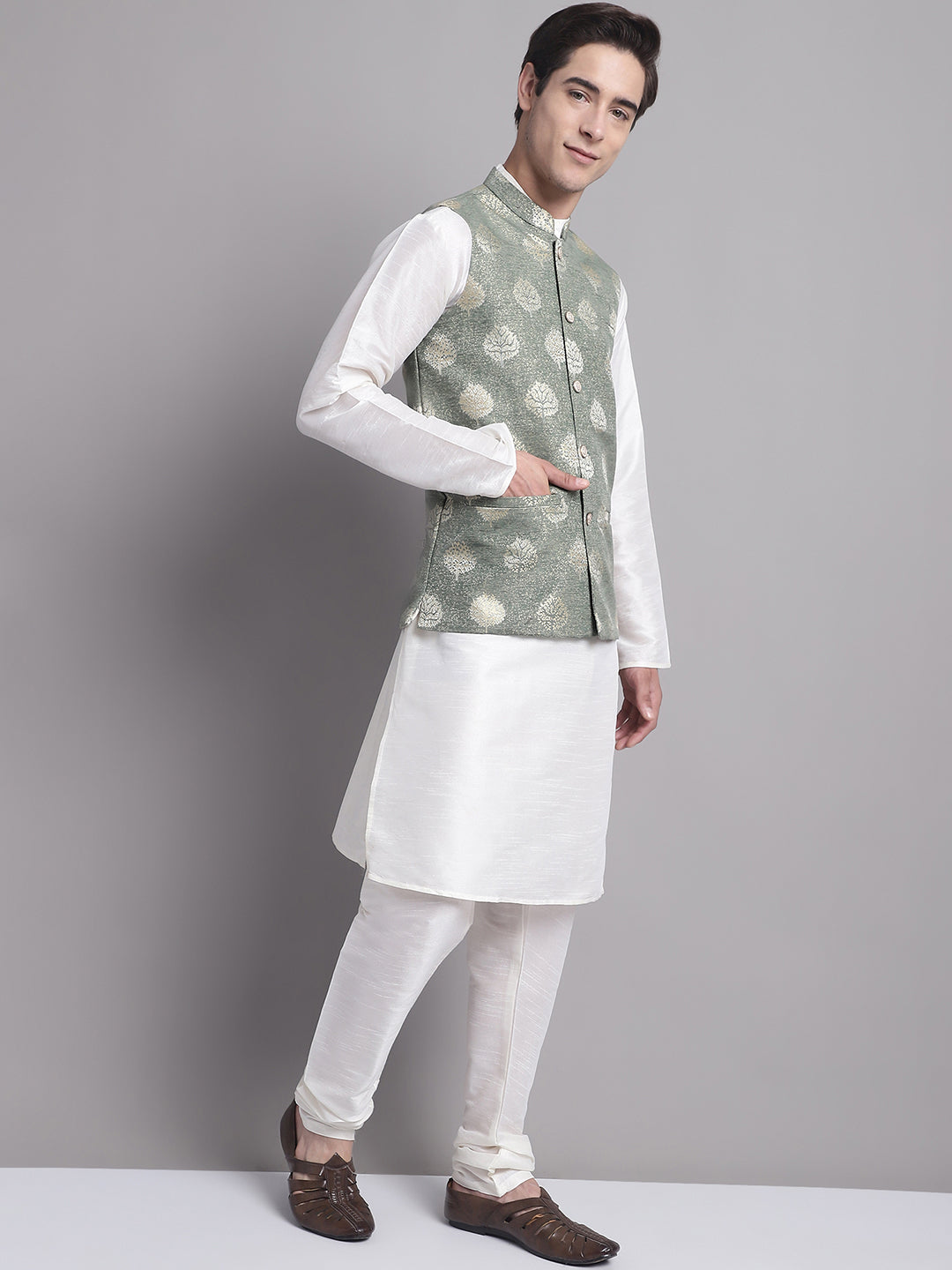 Men's Green Printed Nehru Jacket With Solid Kurta Pyjama.