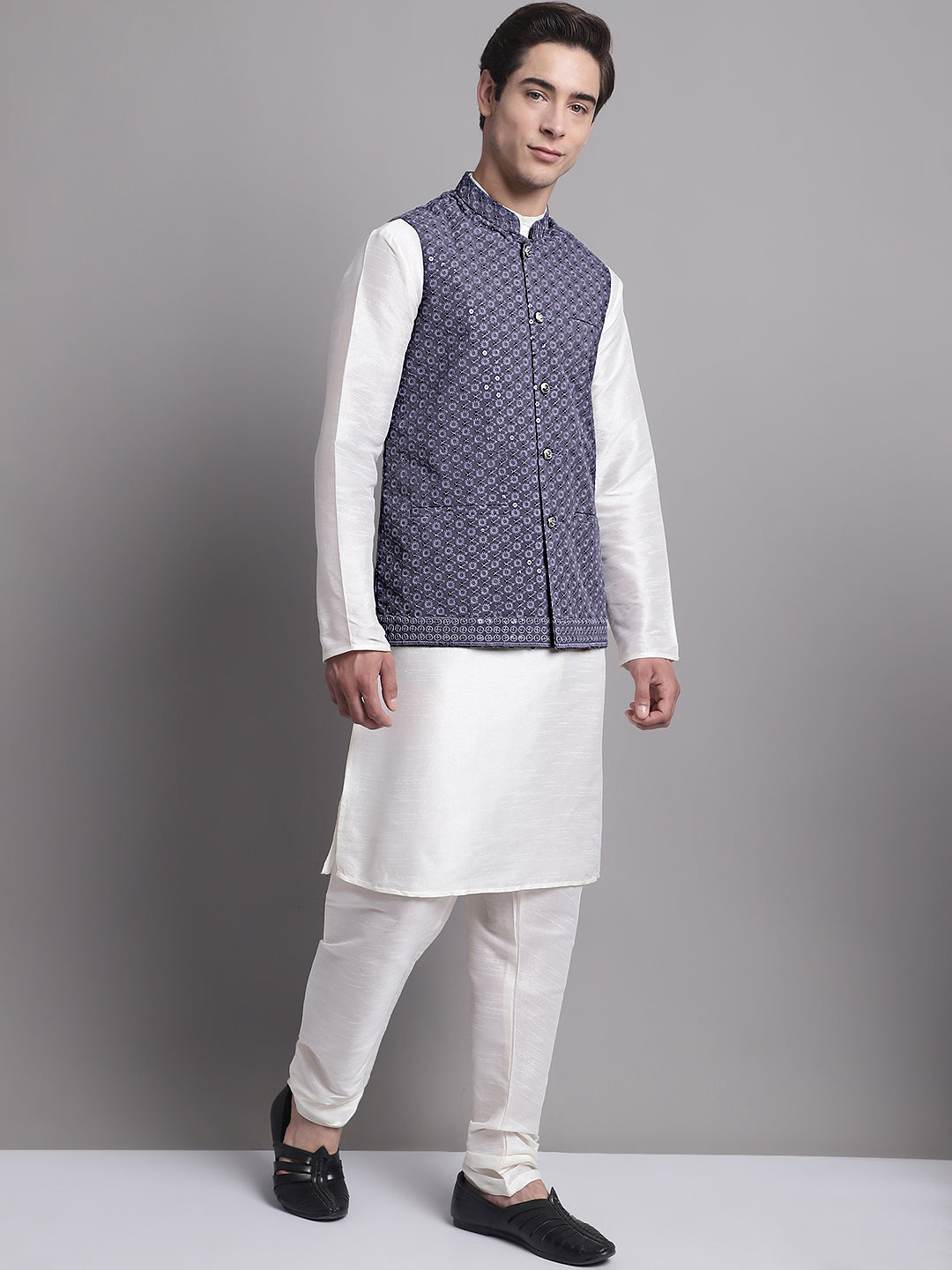 Men's Grey Sequins and Embroidred Nehru Jacket With Solid Kurta Pyjama.