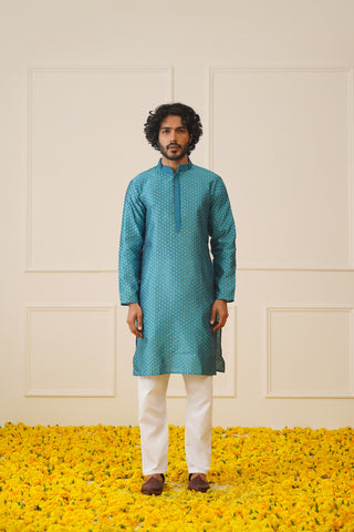 Woven Design Kurta with Pyjamas