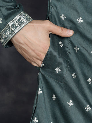 Men's Sequins Embroidered Kurta Pyjama Set