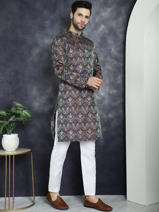 Men Purple Silk Blend Straight Kurta Pyjama Set