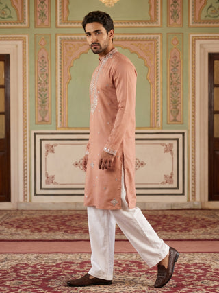 Men's Embroidered Kurta With Pyjama