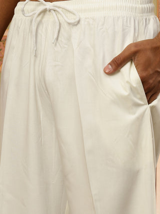 Men's Embroidered Kurta With Pyjama