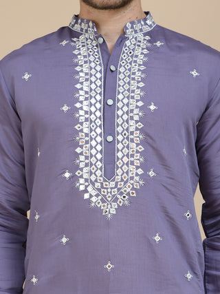 Men's Embroidered Kurta With Pyjama