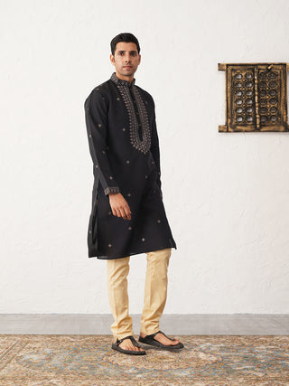 Men's Sequins Embroidered Kurta With Pyjama