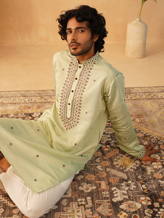 Men's Sequins Embroidered Kurta With Pyjama