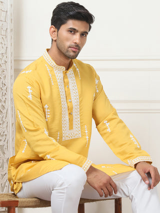 Collar Chikankari Embroidered Kurta With Pyjama