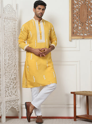 Collar Chikankari Embroidered Kurta With Pyjama