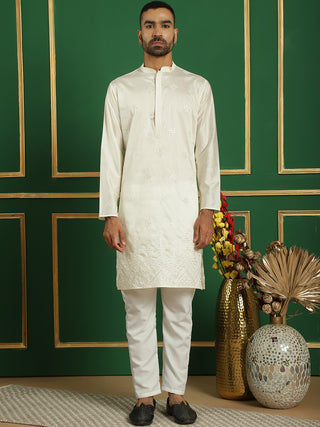 Men's Embroidered Kurta with Pyjama