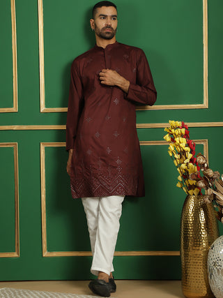 Men's Embroidered Kurta with Pyjama