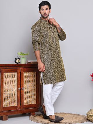 Men Black Silk Blend Straight Kurta Pyjama Set