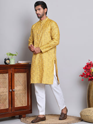 Men Yellow Silk Blend Straight Kurta Pyjama Set