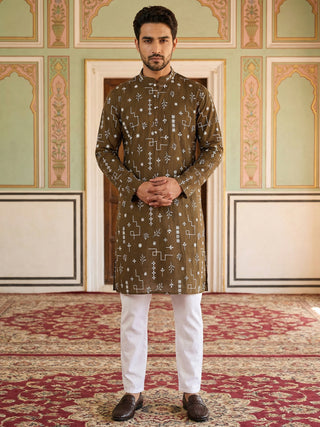 Embroidered Silk Blend Straight Kurta Pyjama