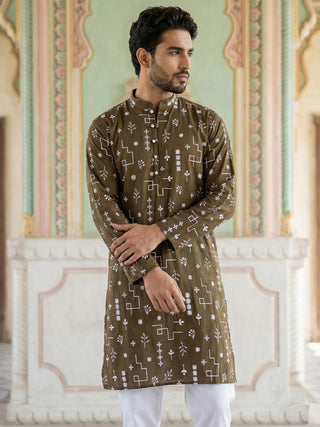 Embroidered Silk Blend Straight Kurta Pyjama