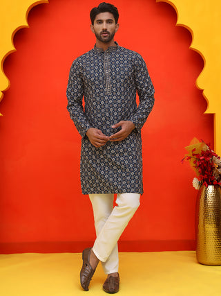 Embroidered Kurta Pyjama Set For Men