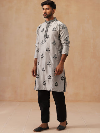 Chikankari Embroidered Kurta Pyjama For Men