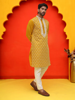 Embroidered Kurta Pyjama For Men