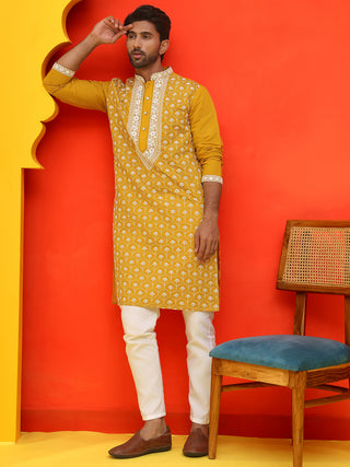 Embroidered Kurta Pyjama For Men