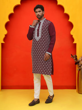 Embroidered Kurta Pyjama For Men