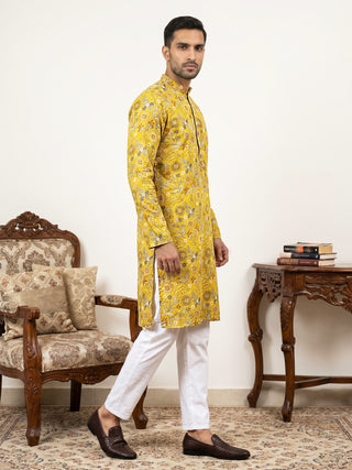 Silk Blend Floral Embroidered Kurta Pyjama Set