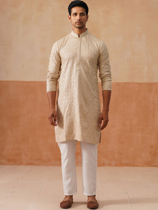 Men’s Festive Kurta Set with Intricate Embroidery