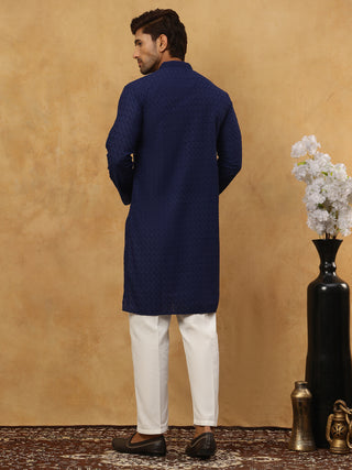 Men’s Ethnic Chikankari Kurta Pyjama