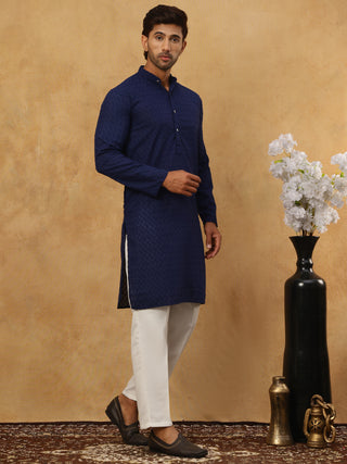 Men’s Ethnic Chikankari Kurta Pyjama