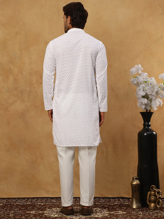 Men’s Ethnic Chikankari Kurta Pyjama