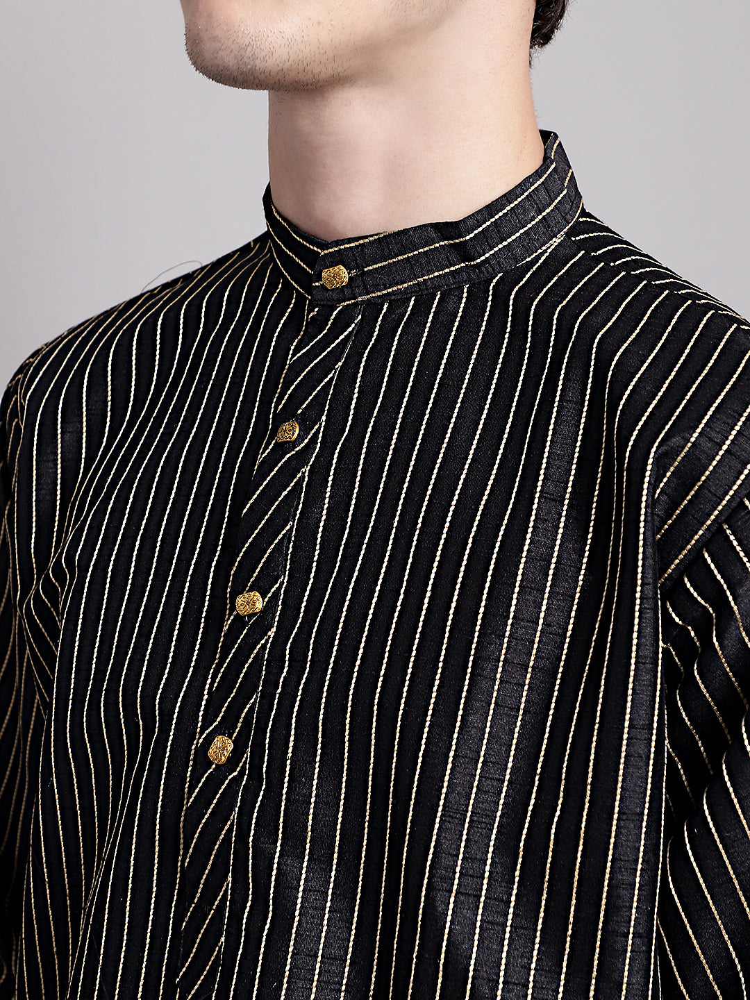 Men Black Embroidered Design Kurta with Pyjamas