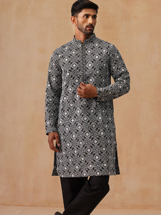 Classic Geometric Embroidered Kurta Pyjama