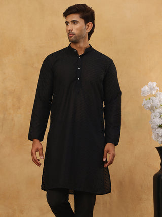 Men’s Ethnic Chikankari Kurta Pyjama