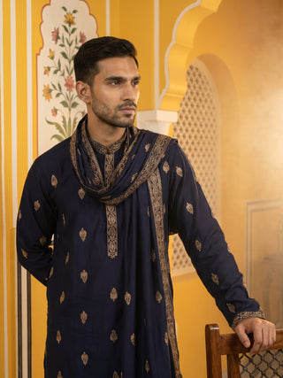 Silk Blend Embroidered Kurta Pyjama With Dupatta