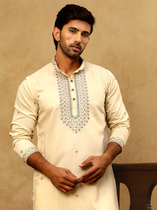 Men’s Silk Blend Embroidered Kurta Pyjama Set