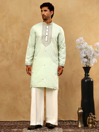 Men’s Silk Blend Embroidered Kurta Pyjama Set