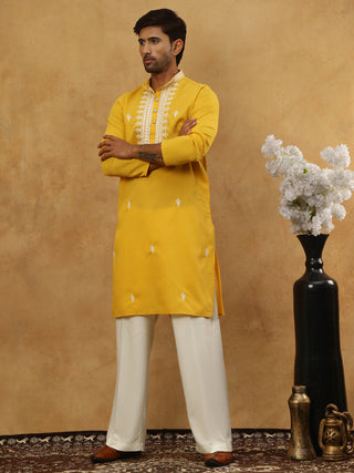 Silk Blend Embroidered Ethnic Kurta Pyjama Set