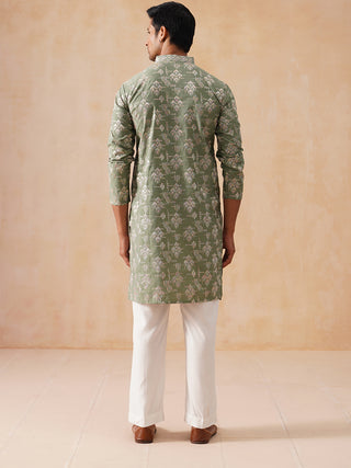Men's Embroidered Kurta Pyjama