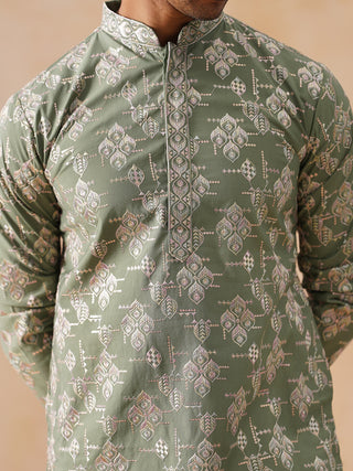 Men's Embroidered Kurta Pyjama